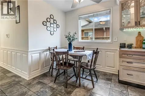640 Acadia Drive Hamilton ON L8W 3V1