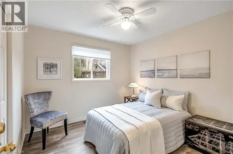 640 Acadia Drive Hamilton ON L8W 3V1