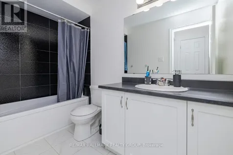 57 Caspian Row Ottawa ON K2V 0R2