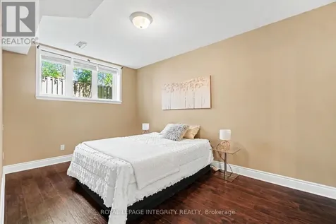 1512 Walkley Road Ottawa ON K1V 2G5