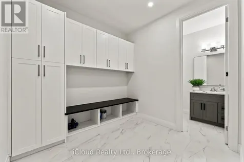 222 Cowan Court Amherstburg ON N9V 0G9