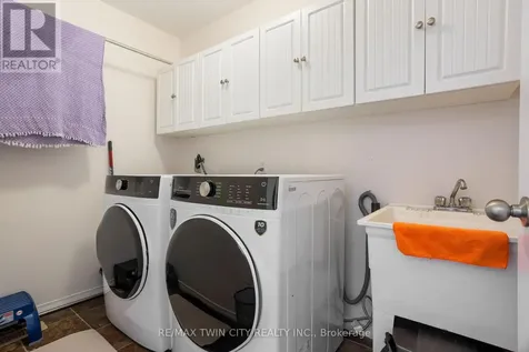 229 Parkvale Drive Kitchener ON N2R 1Y8