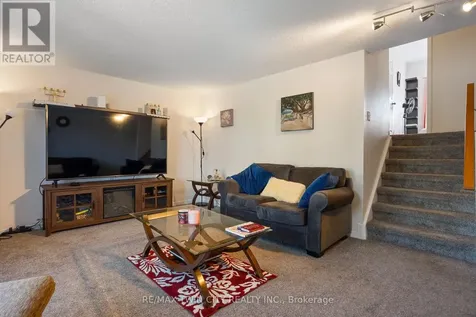 229 Parkvale Drive Kitchener ON N2R 1Y8