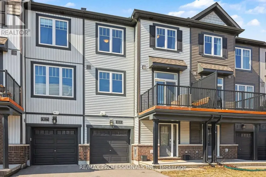 919 Lixnaw Court Ottawa ON K2J 6Y3