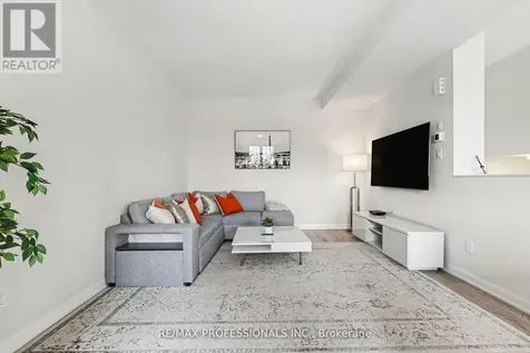 919 Lixnaw Court Ottawa ON K2J 6Y3
