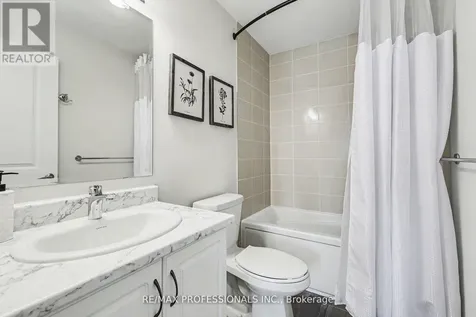 919 Lixnaw Court Ottawa ON K2J 6Y3