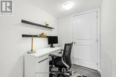 919 Lixnaw Court Ottawa ON K2J 6Y3