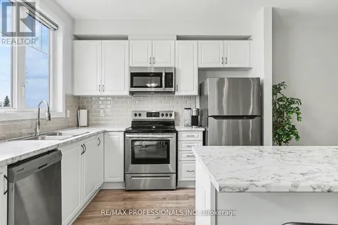 919 Lixnaw Court Ottawa ON K2J 6Y3
