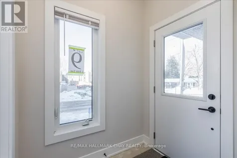 1 Ruby Crescent Road Orillia ON L3V 1C5
