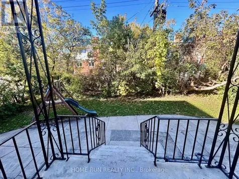 1436 Bellamy Street Ottawa ON K2C 1S3