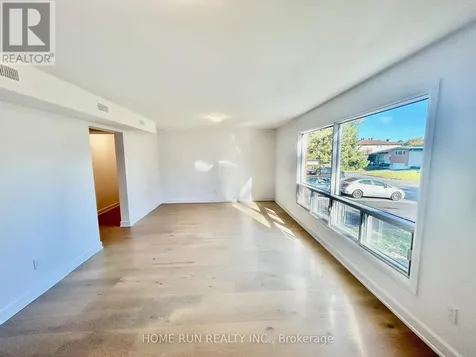 1436 Bellamy Street Ottawa ON K2C 1S3