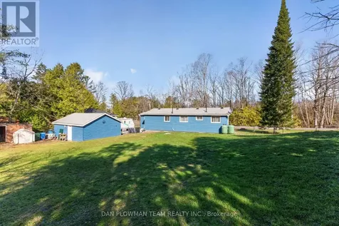 1545 Westview Crescent Selwyn ON K0L 2H0