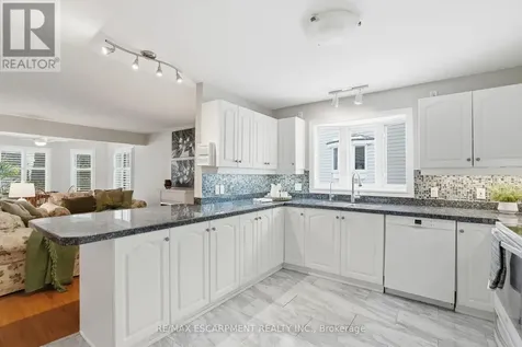 148 Glenariff Drive Hamilton ON L8B 1A5