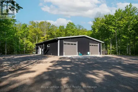 1388 Cedarpoint Road Tiny ON L0L 2J0