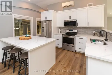 1388 Cedarpoint Road Tiny ON L0L 2J0