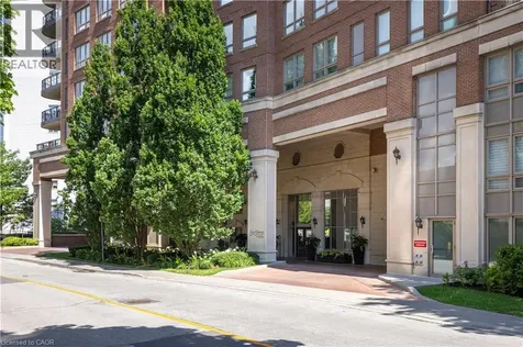 111 Forsythe Street Oakville ON L6K 3J9