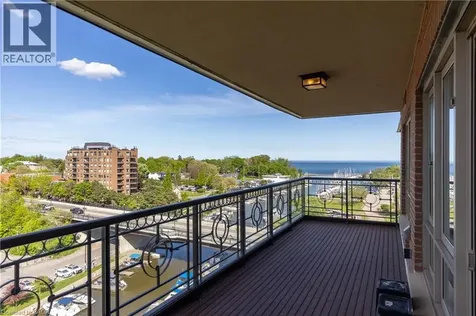 111 Forsythe Street Oakville ON L6K 3J9