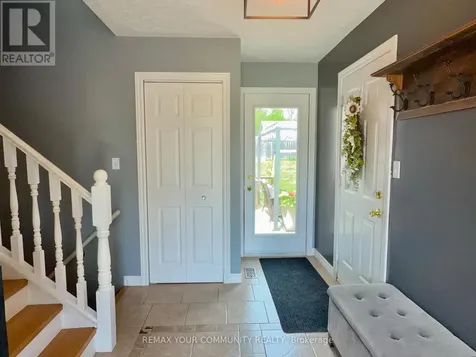 86 Oxley Drive Penetanguishene ON L9M 1W1