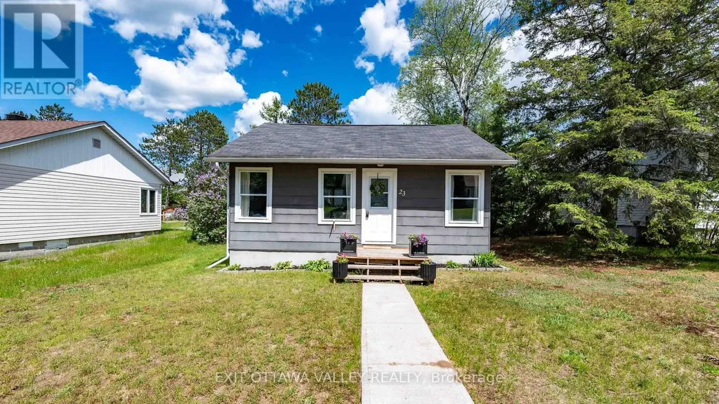 23 Summit Street Deep River ON K0J 1P0