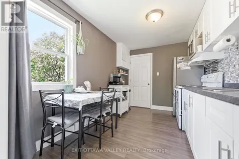 23 Summit Street Deep River ON K0J 1P0