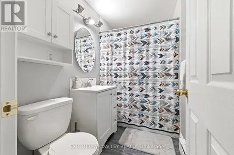 23 Summit Street Deep River ON K0J 1P0