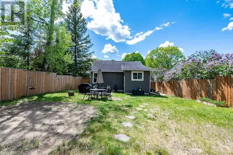 23 Summit Street Deep River ON K0J 1P0