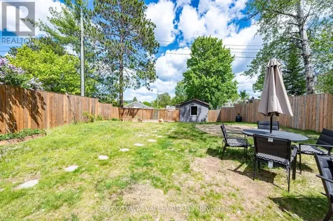 23 Summit Street Deep River ON K0J 1P0