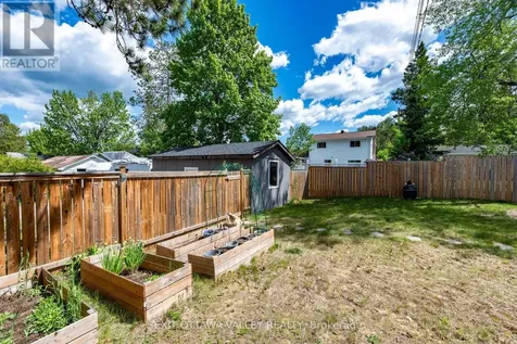 23 Summit Street Deep River ON K0J 1P0