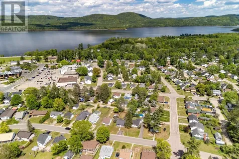 23 Summit Street Deep River ON K0J 1P0