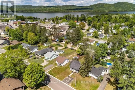 23 Summit Street Deep River ON K0J 1P0