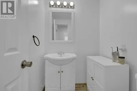 145 Penfield Drive Ottawa ON K2K 1M4