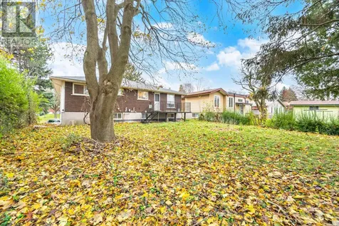 406 Tamarack Drive Waterloo ON N2L 4G6