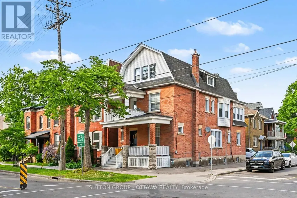 121 Cartier Street Ottawa ON K2P 1K4