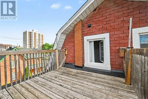 121 Cartier Street Ottawa ON K2P 1K4