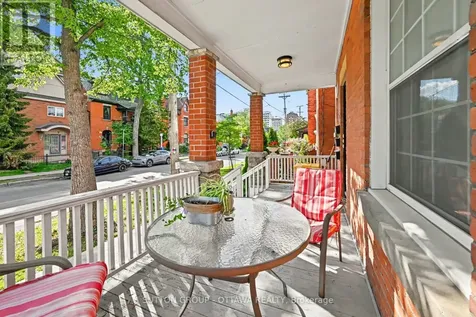121 Cartier Street Ottawa ON K2P 1K4