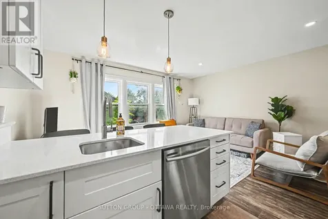 121 Cartier Street Ottawa ON K2P 1K4