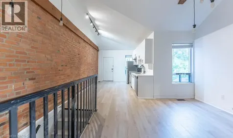 27 Grove Street Hamilton ON L8N 1P4