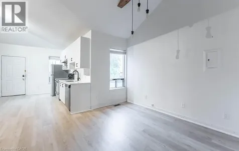 27 Grove Street Hamilton ON L8N 1P4