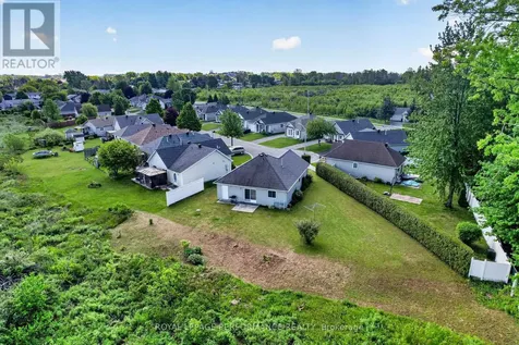1506 Frank Court Cornwall ON K6H 7N7