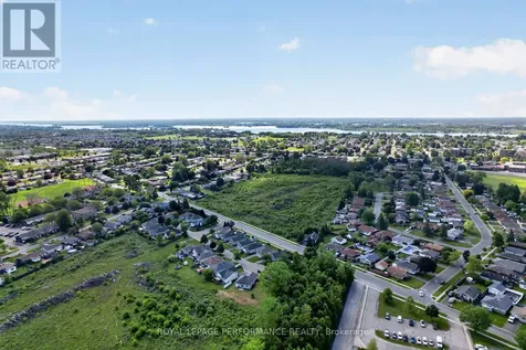 1506 Frank Court Cornwall ON K6H 7N7