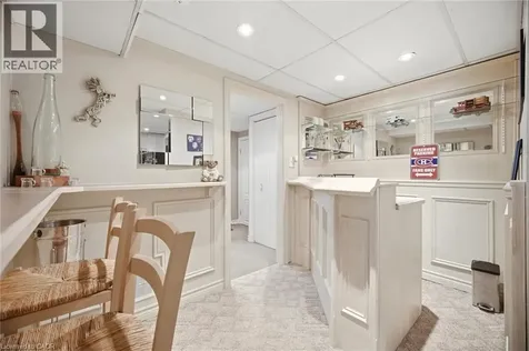 41 Plainsman Road Mississauga ON L5N 1C4