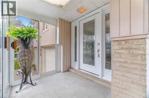 41 Plainsman Road Mississauga ON L5N 1C4