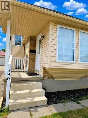 390 Wake Robin Crescent Kitchener ON N2E 3L6