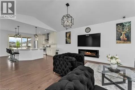 329 Patten Crescent Amherstburg ON N9V 0G3