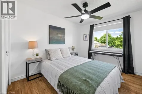 15 Gregg Court Kitchener ON N2A 4H7