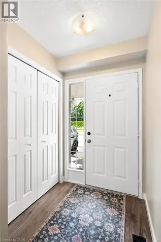 15 Gregg Court Kitchener ON N2A 4H7