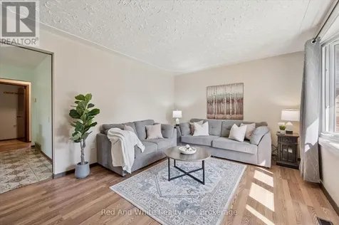 189 Johanna Drive Cambridge ON N1S 4C4