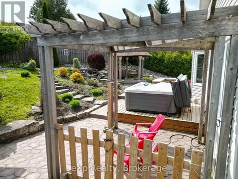 8 Sandpiper Court Saugeen Shores ON N0H 2L0