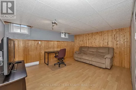 3107 Stockton Drive Ottawa ON K1T 1S2