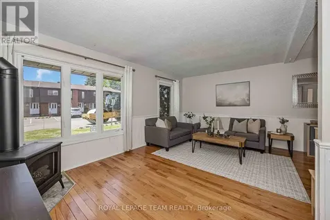 3107 Stockton Drive Ottawa ON K1T 1S2